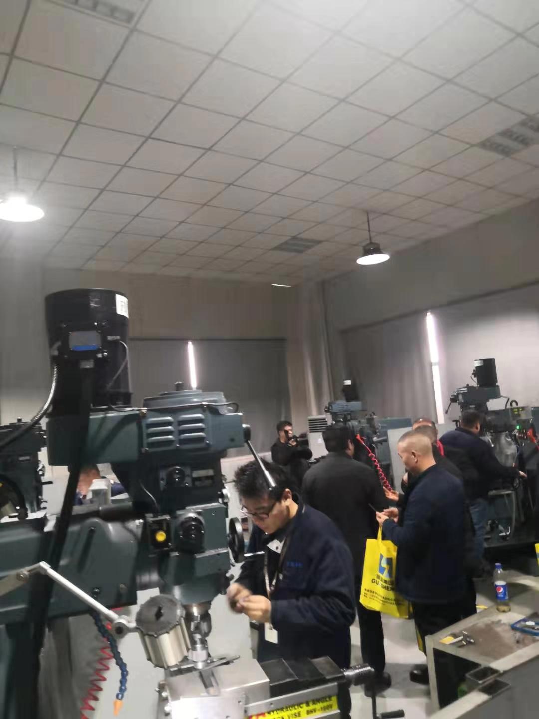 2020长葛模具协会年会在宅男视频在线下载免费观看精密模具公司胜利召开 第5张